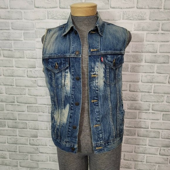 Levi's Size M Distressed Denim Trucker Jean Vest Cutoff Raw Edge Arm Hem
